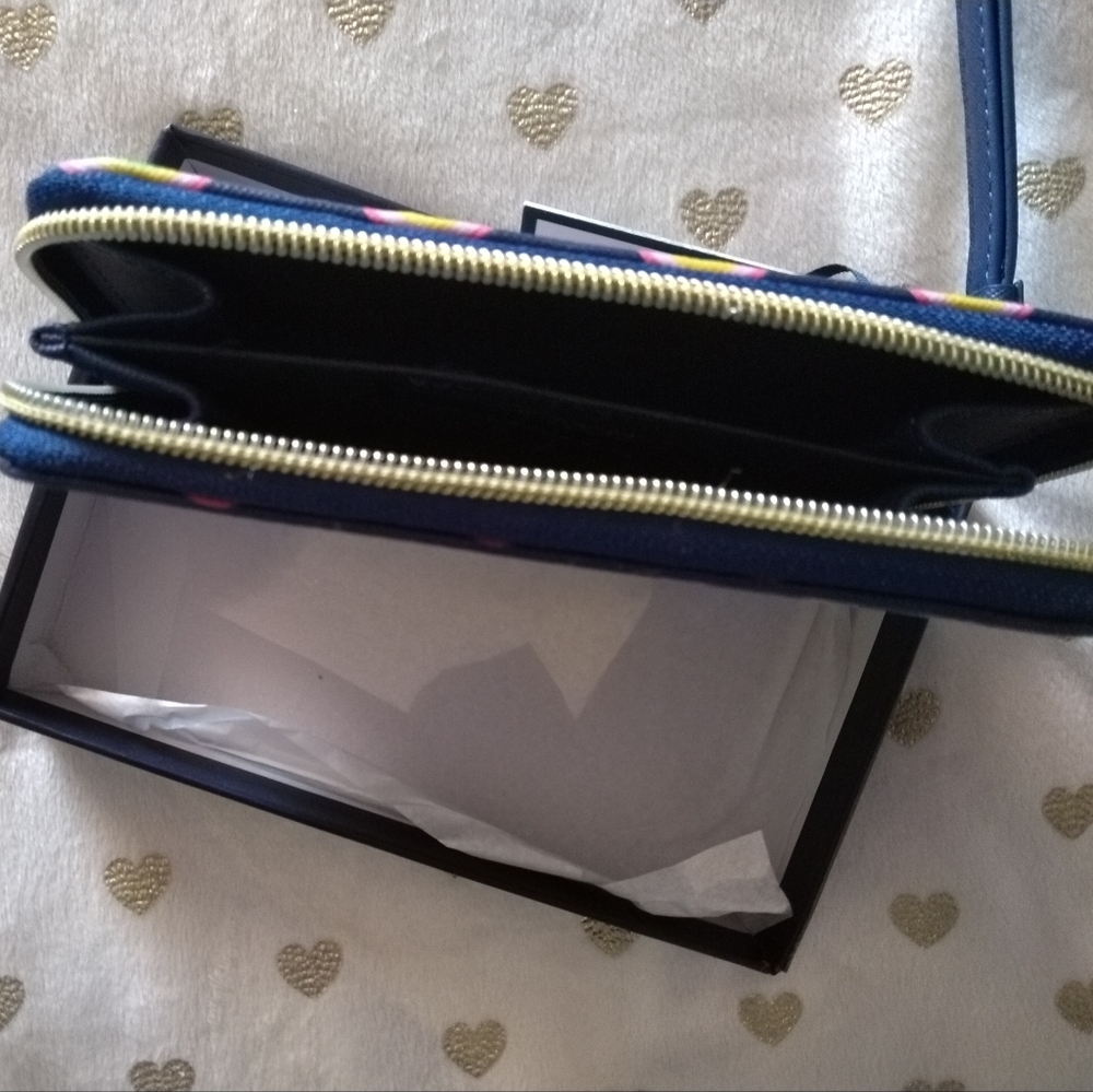 *NWT* Dabney Lee Women's Wristlet Wallet - Picture 5 of 8